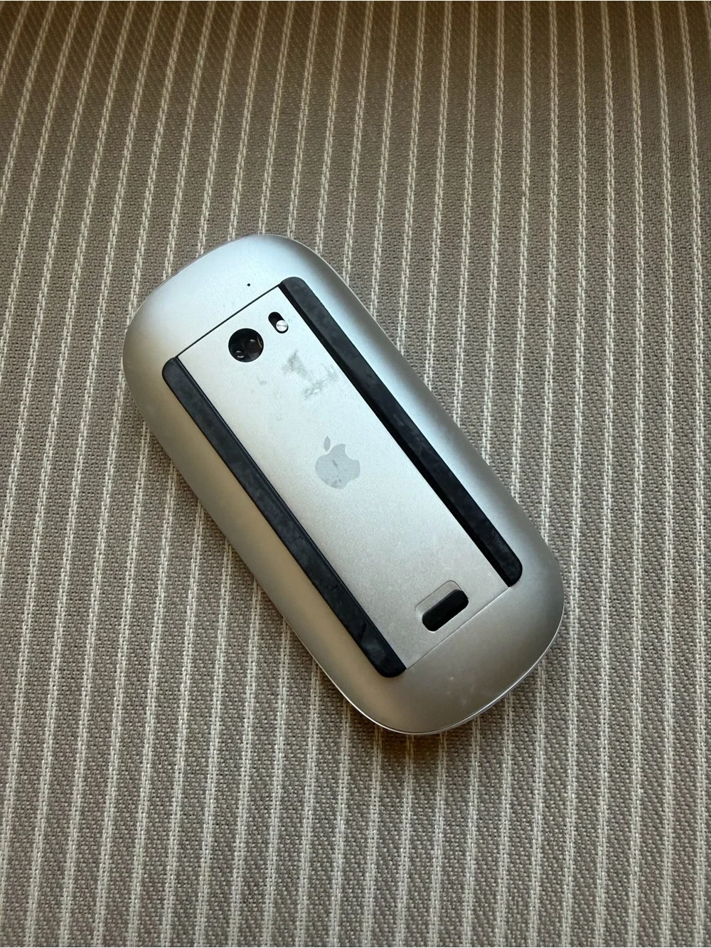 Apple wireless mouse